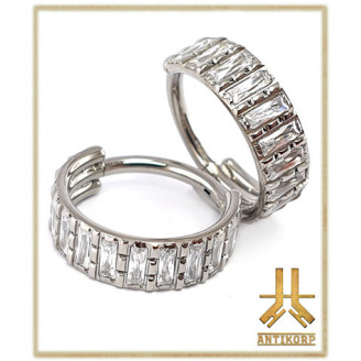 Anneau Clicker Titane Rectangle Cuts Strass Blancs