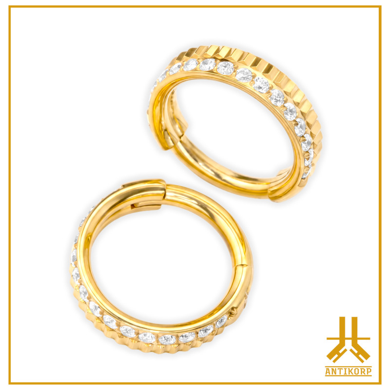 Clicker Ring Titanium F136 PVD Gold Crenelis